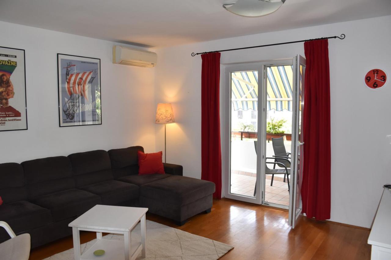 Апартаменты Apartman Tina Пореч Экстерьер фото